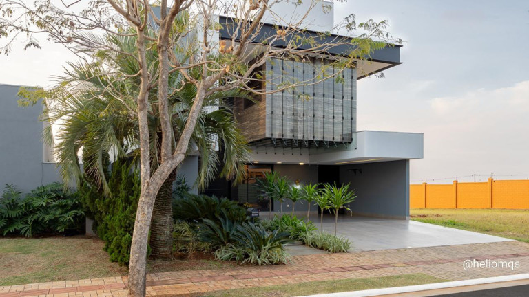 Imagem Sobrado com 3 Quartos à Venda, 307 m² em Residencial Alphaville Iii - Campo Grande