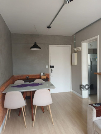 Imagem Apartamento com 2 Quartos à Venda ou Locação, 92 m² em Azenha - Porto Alegre Imagem Apartamento com 2 Quartos à Venda ou Locação, 92 m² em Azenha - Porto Alegre