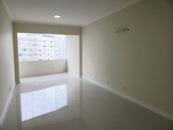 Imagem Apartamento com 3 Quartos à Venda, 130 m² em Copacabana - Rio De Janeiro