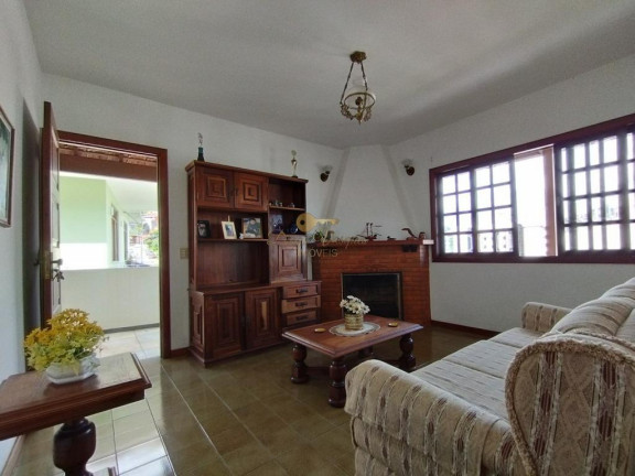 Imagem Casa com 5 Quartos à Venda, 210 m² em Agriões - Teresópolis