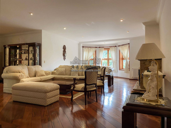 Imagem Apartamento com 3 Quartos à Venda, 168 m² em Jardim Alpestre - Campos Do Jordão Imagem Apartamento com 3 Quartos à Venda, 168 m² em Jardim Alpestre - Campos Do Jordão