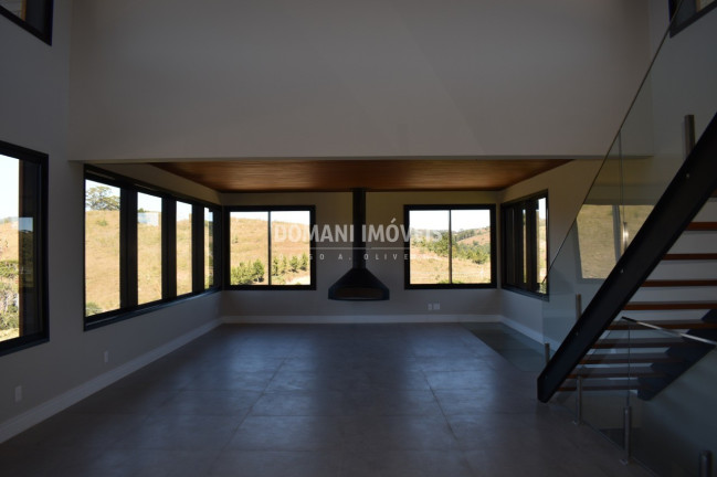 Imagem Casa com 4 Quartos à Venda, 422 m² em Região De Descansópolis - Campos Do Jordão Imagem Casa com 4 Quartos à Venda, 422 m² em Região De Descansópolis - Campos Do Jordão