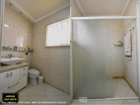Imagem Casa com 4 Quartos à Venda, 160 m² em Interlagos - São Paulo