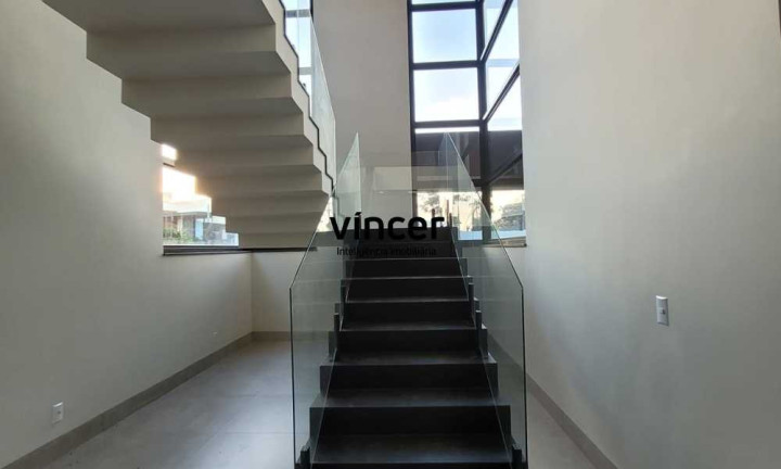 Imagem Casa com 5 Quartos à Venda, 484 m² em Residencial Goiânia Golfe Clube - Goiânia Imagem Casa com 5 Quartos à Venda, 484 m² em Residencial Goiânia Golfe Clube - Goiânia