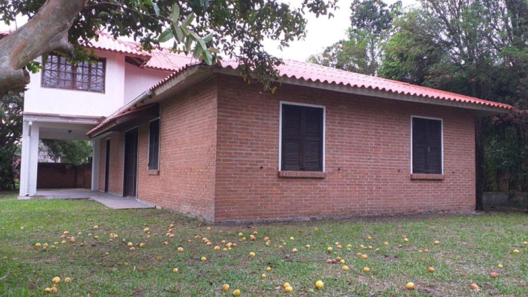 Sobrado com 4 Quartos à Venda, 900 m² em Capão Novo - Capao Da Canoa