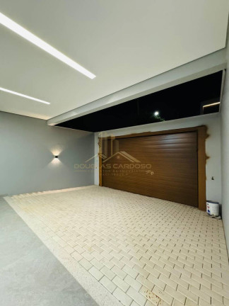 Imagem Casa com 3 Quartos à Venda, 385 m² em Aquarela Das Artes - Sinop Imagem Casa com 3 Quartos à Venda, 385 m² em Aquarela Das Artes - Sinop