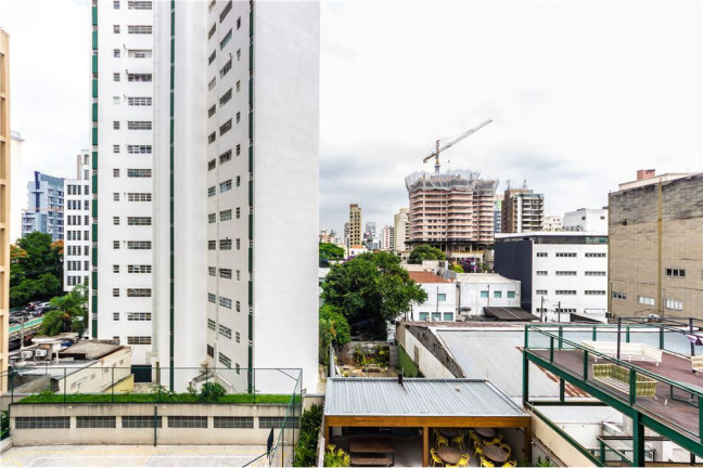 Imagem Imóvel com 3 Quartos à Venda, em Pinheiros - São Paulo Imagem Imóvel com 3 Quartos à Venda, em Pinheiros - São Paulo