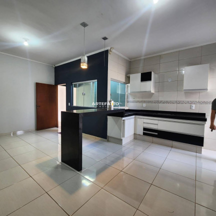 Imagem Casa com 2 Quartos à Venda, 92 m² Imagem Casa com 2 Quartos à Venda, 92 m²