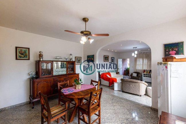 Imagem Casa com 5 Quartos à Venda, 400 m² em Itaipu - Niterói Imagem Casa com 5 Quartos à Venda, 400 m² em Itaipu - Niterói