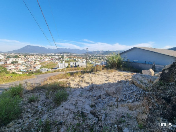 Terreno à Venda, 400 m² em São Sebastião - Palhoça