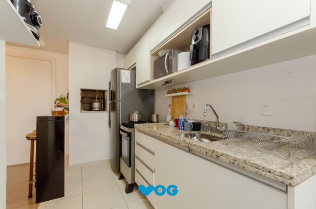 Imagem Imóvel com 3 Quartos à Venda, 65 m² em Petrópolis - Porto Alegre