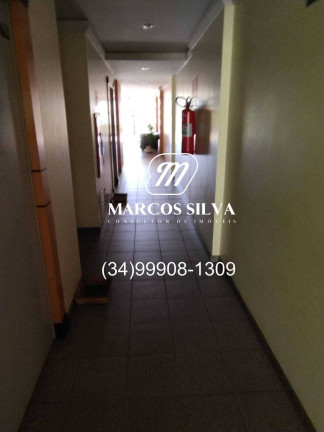 Imagem Apartamento com 3 Quartos à Venda, 105 m² em Centro - Uberlândia Imagem Apartamento com 3 Quartos à Venda, 105 m² em Centro - Uberlândia