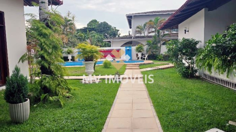 Imagem Casa com 5 Quartos à Venda, 325 m² em Levilândia - Ananindeua Imagem Casa com 5 Quartos à Venda, 325 m² em Levilândia - Ananindeua