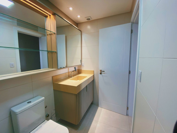 Imagem Apartamento com 3 Quartos à Venda, 130 m² em Predial - Torres