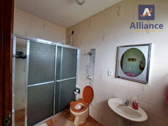Imagem Casa com 3 Quartos à Venda, 274 m² em Santo Antônio - Louveira