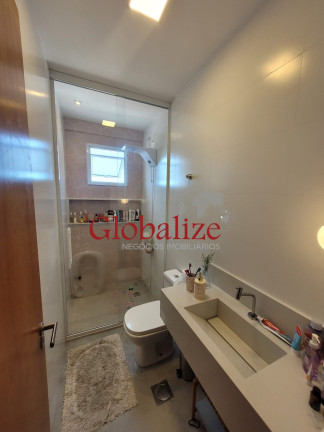 Imagem Imóvel com 3 Quartos à Venda, 131 m² em Encruzilhada - Santos Imagem Imóvel com 3 Quartos à Venda, 131 m² em Encruzilhada - Santos