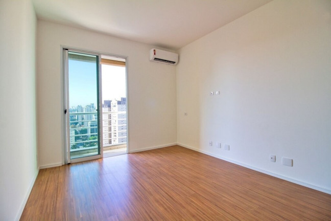 Imagem Flat com 1 Quarto à Venda, 26 m² em Moema - São Paulo Imagem Flat com 1 Quarto à Venda, 26 m² em Moema - São Paulo