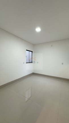 Imagem Casa com 3 Quartos à Venda, 117 m² em Setor Garavelo - Goiânia Imagem Casa com 3 Quartos à Venda, 117 m² em Setor Garavelo - Goiânia