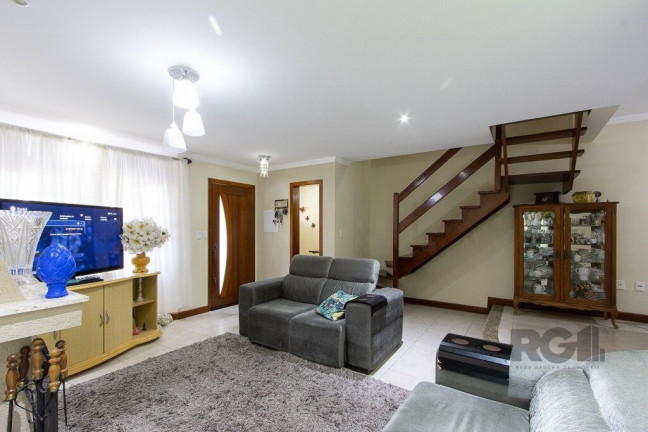 Imagem Casa com 5 Quartos à Venda, em Espírito Santo - Porto Alegre Imagem Casa com 5 Quartos à Venda, em Espírito Santo - Porto Alegre