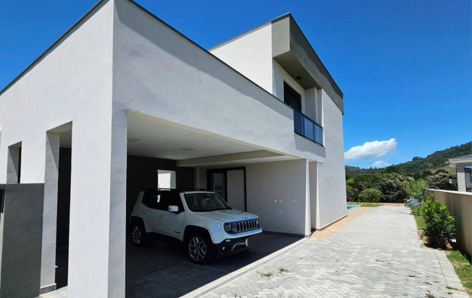 Imagem Casa com 3 Quartos à Venda, em Poços De Caldas Imagem Casa com 3 Quartos à Venda, em Poços De Caldas