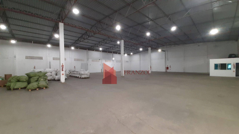 Imagem Galpão para Alugar, 803 m² em Cordeiros - Itajaí Imagem Galpão para Alugar, 803 m² em Cordeiros - Itajaí