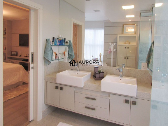 Imagem Apartamento com 4 Quartos à Venda, 237 m² em Barra Sul - Balneário Camboriú Imagem Apartamento com 4 Quartos à Venda, 237 m² em Barra Sul - Balneário Camboriú