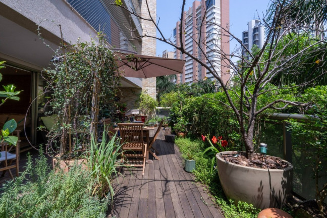 Imagem Apartamento com 3 Quartos à Venda, 250 m² em Vila Suzana - São Paulo Imagem Apartamento com 3 Quartos à Venda, 250 m² em Vila Suzana - São Paulo
