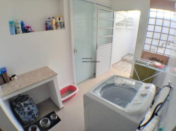 Imagem Casa com 4 Quartos à Venda, 140 m² em Vila Mogilar - Mogi Das Cruzes Imagem Casa com 4 Quartos à Venda, 140 m² em Vila Mogilar - Mogi Das Cruzes