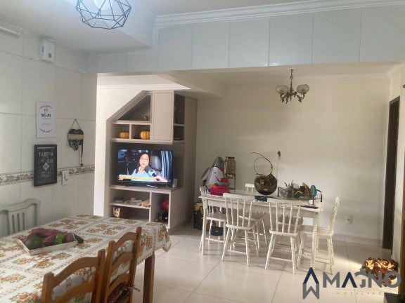 Imagem Sobrado com 3 Quartos à Venda, 127 m² em Coqueiral - Cascavel