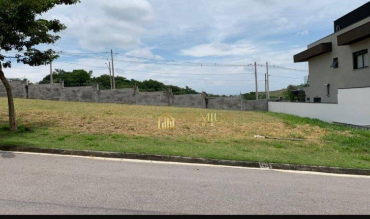 Terreno à Venda, 450 m² em Urbanova - São José Dos Campos