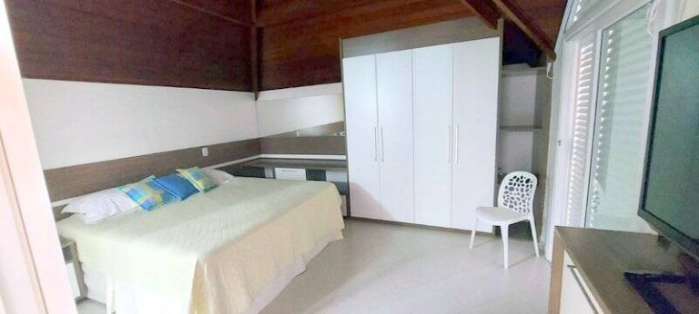 Imagem Casa com 4 Quartos à Venda, 230 m² em Peruíbe Imagem Casa com 4 Quartos à Venda, 230 m² em Peruíbe