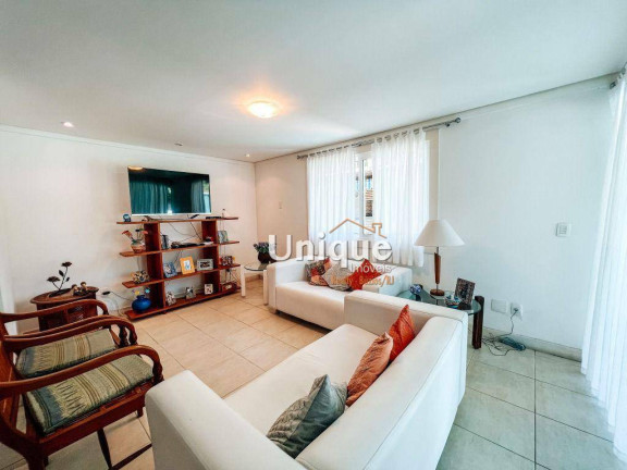 Imagem Casa com 4 Quartos para Temporada, 180 m² em Ferradura - Armação Dos Búzios Imagem Casa com 4 Quartos para Temporada, 180 m² em Ferradura - Armação Dos Búzios