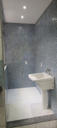 Sobrado com 2 Quartos para Alugar, 80 m² em Realengo - Rio De Janeiro