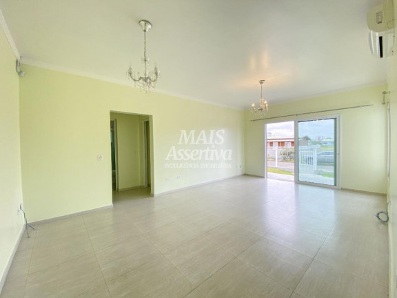 Imagem Casa com 3 Quartos à Venda, 204 m² em Zona Nova - Torres Imagem Casa com 3 Quartos à Venda, 204 m² em Zona Nova - Torres