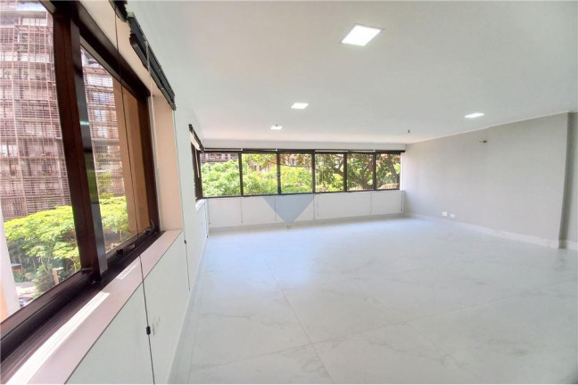 Sala Comercial para Alugar, 56 m² em Bela Vista - São Paulo