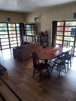 Imagem Chácara com 4 Quartos à Venda, 2.000 m² em Alambari