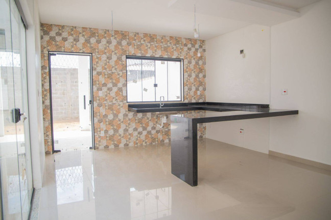 Imagem Sobrado com 3 Quartos à Venda, em Jardim Oásis - Taubaté Imagem Sobrado com 3 Quartos à Venda, em Jardim Oásis - Taubaté
