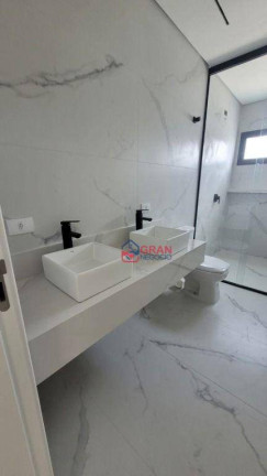 Imagem Sobrado com 3 Quartos à Venda, 160 m² em Xaxim - Curitiba Imagem Sobrado com 3 Quartos à Venda, 160 m² em Xaxim - Curitiba