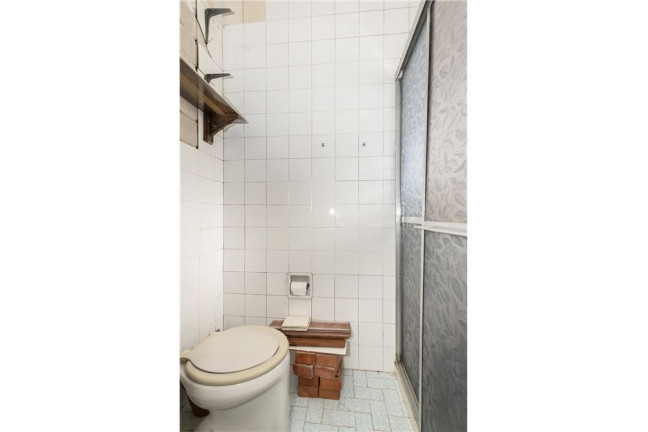 Imagem Imóvel com 3 Quartos à Venda, em Menino Deus - Porto Alegre Imagem Imóvel com 3 Quartos à Venda, em Menino Deus - Porto Alegre