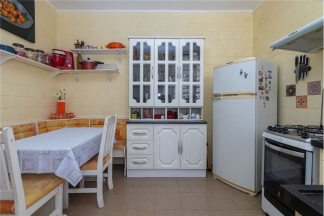 Imagem Apartamento com 3 Quartos à Venda, 110 m² em Petrópolis - Porto Alegre Imagem Apartamento com 3 Quartos à Venda, 110 m² em Petrópolis - Porto Alegre