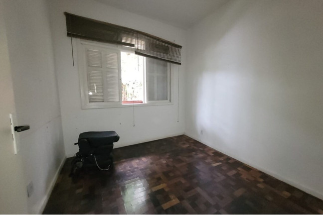 Imagem Imóvel com 3 Quartos à Venda, 92 m² em Rio Branco - Porto Alegre Imagem Imóvel com 3 Quartos à Venda, 92 m² em Rio Branco - Porto Alegre