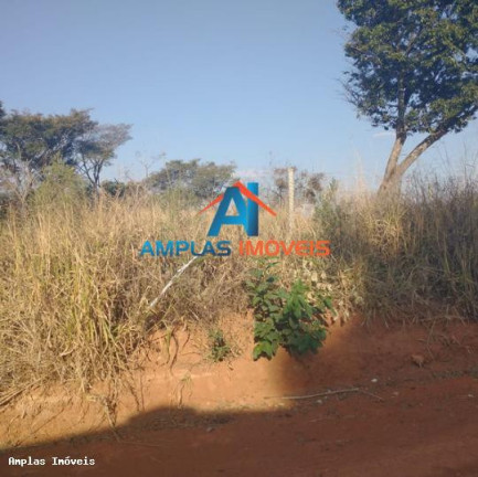 Imagem Terreno à Venda, 440 m² em Ville Saint Louis. - Mateus Leme