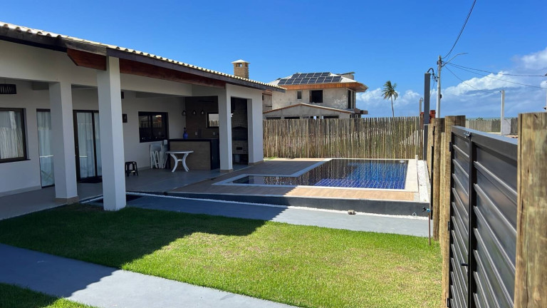 Imagem Casa à Venda, em Ilheús - Ilhéus Imagem Casa à Venda, em Ilheús - Ilhéus