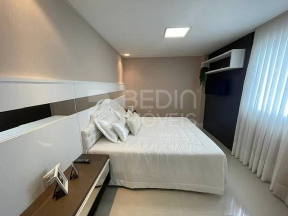 Imagem Apartamento com 3 Quartos à Venda, 136 m² em Centro - Balneário Camboriú Imagem Apartamento com 3 Quartos à Venda, 136 m² em Centro - Balneário Camboriú