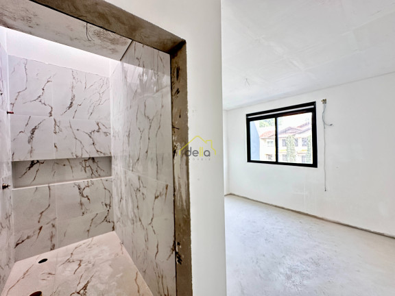 Imagem Casa com 3 Quartos à Venda, 191 m² em Glória - Joinville Imagem Casa com 3 Quartos à Venda, 191 m² em Glória - Joinville