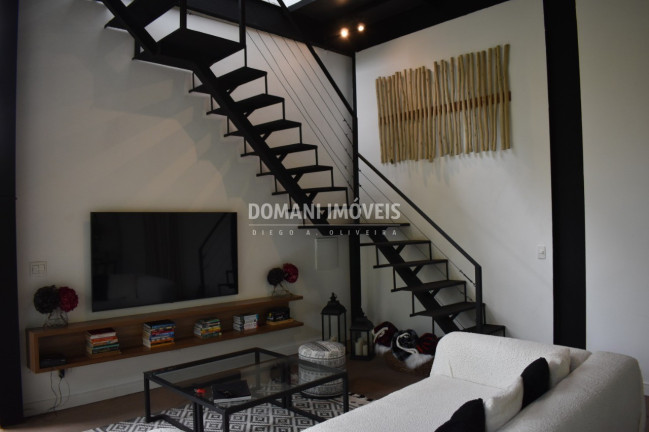 Imagem Casa com 4 Quartos à Venda, 192 m² em Região Da Vila Inglesa - Campos Do Jordão