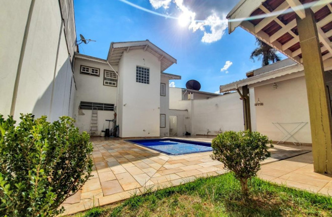 Imagem Sobrado com 3 Quartos à Venda, 270 m² em Jd Da Fonte - Jundiaí Imagem Sobrado com 3 Quartos à Venda, 270 m² em Jd Da Fonte - Jundiaí