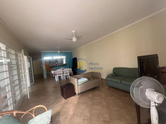Imagem Casa com 4 Quartos à Venda, 251 m² em Canto Do Forte - Praia Grande Imagem Casa com 4 Quartos à Venda, 251 m² em Canto Do Forte - Praia Grande
