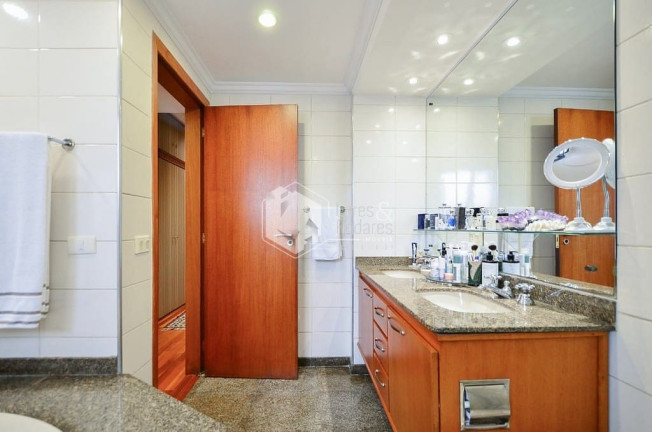 Imagem Apartamento com 4 Quartos à Venda, 226 m² em Morumbi - São Paulo Imagem Apartamento com 4 Quartos à Venda, 226 m² em Morumbi - São Paulo