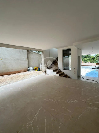 Imagem Casa com 6 Quartos à Venda, 490 m² em Condomínio Do Lago - Goiânia Imagem Casa com 6 Quartos à Venda, 490 m² em Condomínio Do Lago - Goiânia